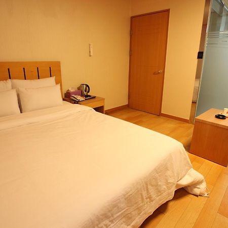 Prince Hotel Seul Esterno foto