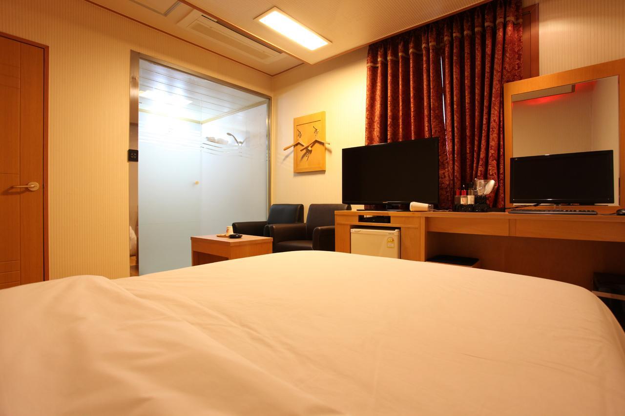 Prince Hotel Seul Esterno foto