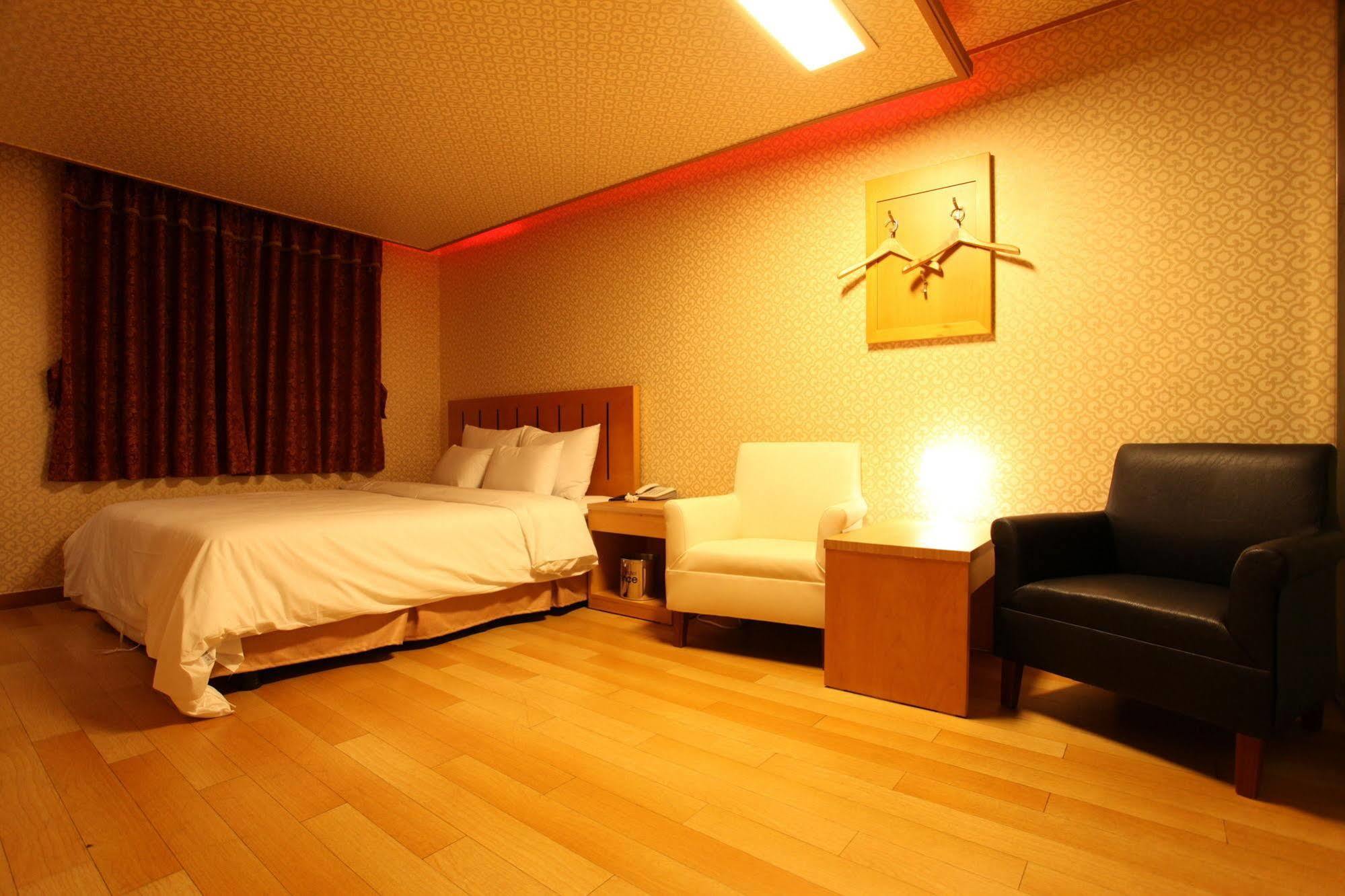 Prince Hotel Seul Esterno foto
