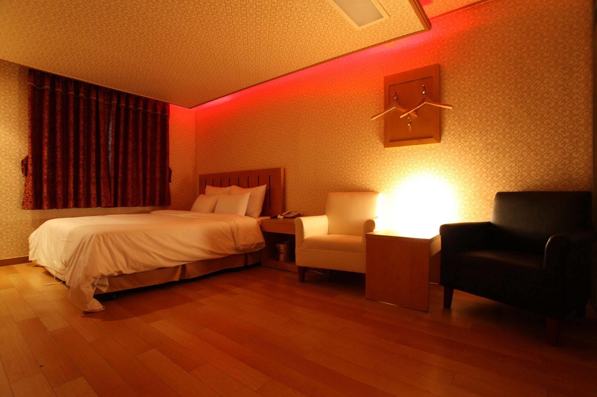 Prince Hotel Seul Esterno foto