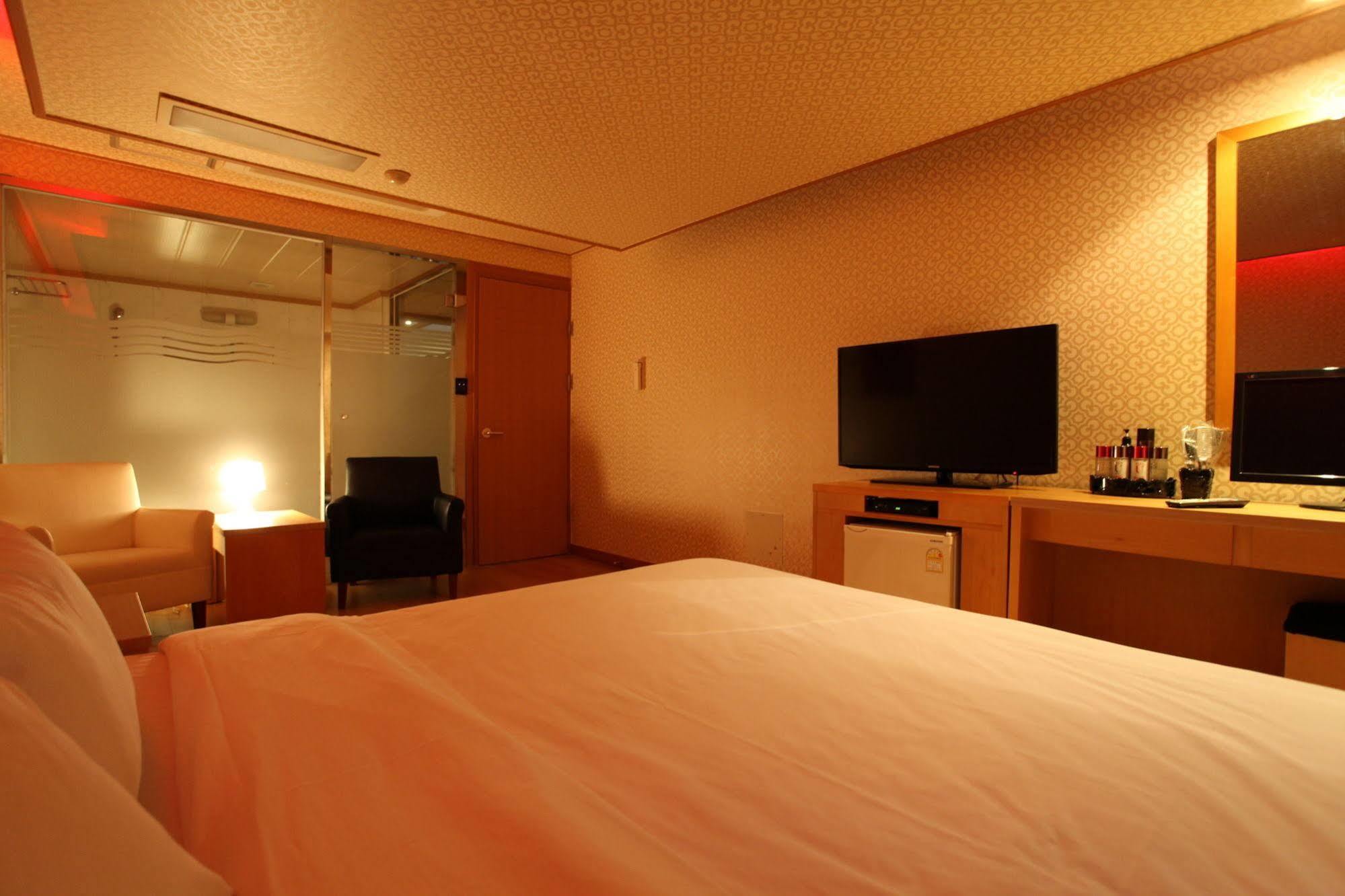 Prince Hotel Seul Esterno foto